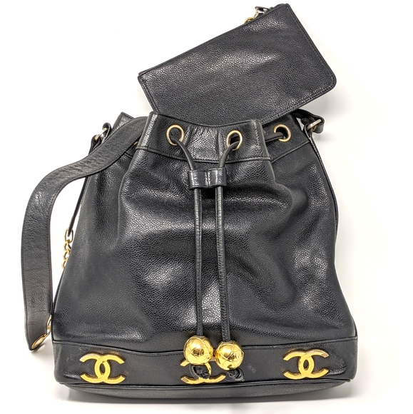 CHANEL Handbags - Flash sale!🎉HPx2🎉CHANEL Black Caviar Leather Triple Coco Bag
